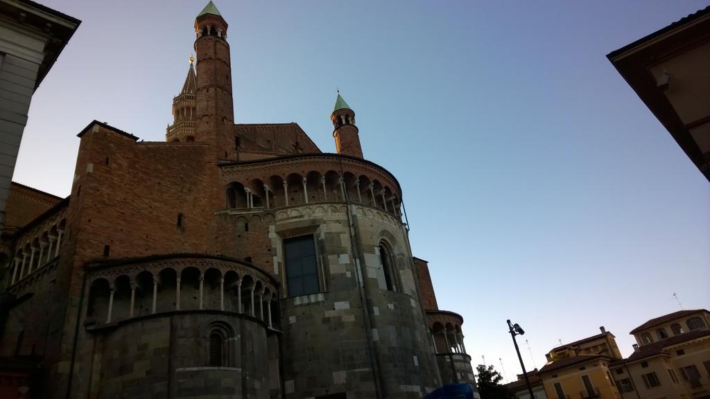 Appartamenti I Liutai Cremona Habitación foto